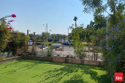 Dubai, संयुक्त अरब अमीरात में अपार्टमेंट, 2 बेडरूम, 239 वर्ग मीटर, संख्या 660477 - फ़ोटो 30