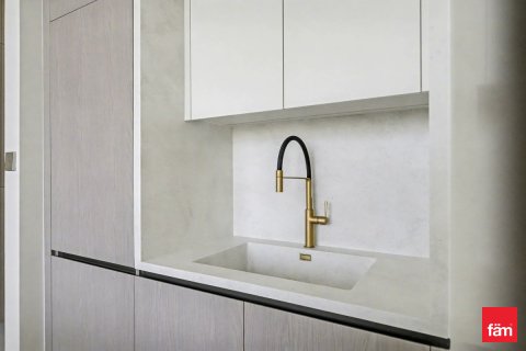 Пәтер Дубай, БАӘ-да 1 жатын бөлме, 74 м² № 661858 - фото 12