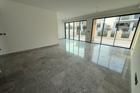 Villa in Tilal Al Ghaf, Dubai, UAE 4 bedrooms, 374.49 sq.m. № 751156 - photo 4