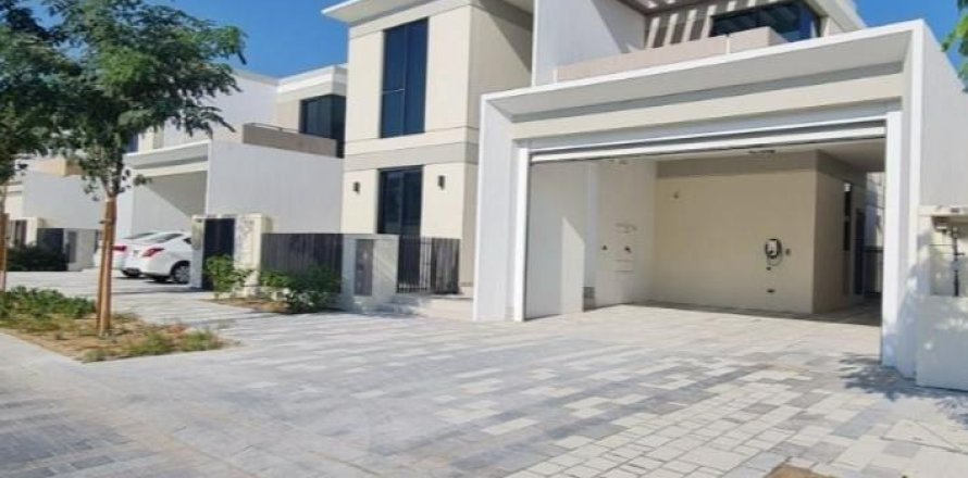 Villa in Tilal Al Ghaf, Dubai, UAE 4 bedrooms, 374.49 sq.m. № 751156