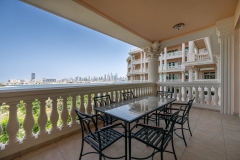 Appartamento in affitto a Palm Jumeirah, Dubai, EAU 3 camere da letto, 235.6 mq. № 751155 - foto 16