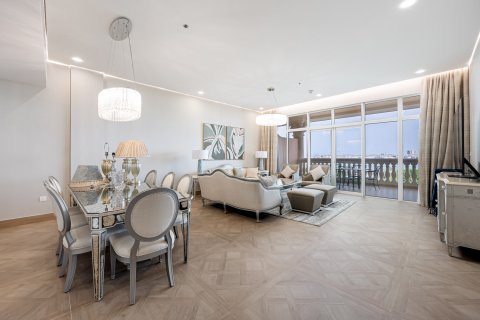 Palm Jumeirah, Dubai, UAE의 아파트 침실 3개, 235.6제곱미터 번호 751155