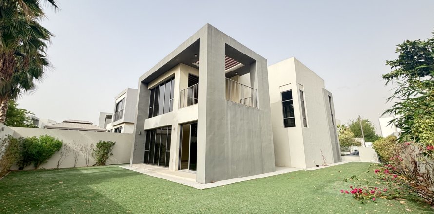 Villa in Dubai Hills Estate, UAE 4 bedrooms, 444.45 sq.m. № 751154