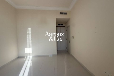 Βίλα σε DAMAC Hills (Akoya by DAMAC), Dubai, ΗΑΕ 3 υπνοδωμάτια, 313 τ.μ. Αρ. 726355 - φωτογραφία 9