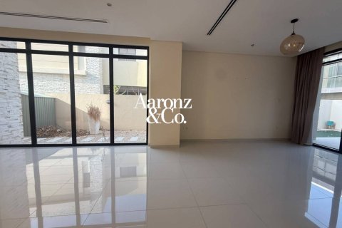Βίλα σε DAMAC Hills (Akoya by DAMAC), Dubai, ΗΑΕ 3 υπνοδωμάτια, 313 τ.μ. Αρ. 726355 - φωτογραφία 4