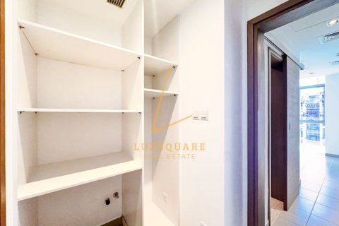 Apartemen di Al Wasl, Dubai, UEA 2 kamar tidur, 165 m2 nomor 726353 - foto 20