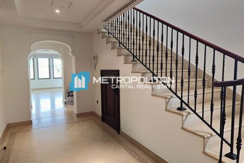 Müüa ridamaja on the Saadiyat Island, Abu Dhabi, AÜE: 4 magamistoaga, 570.8 m² Nr 638527 - pilt 2