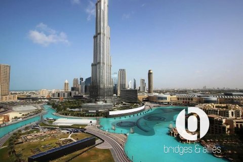 Apartament în Downtown Dubai (Downtown Burj Dubai), Dubai, EAU 3 dormitoare, 221 mp.  №723198
