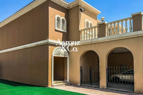 Villa i Jumeirah Village Circle, Dubai, UAE 3 soveværelser, 317 kvm № 723194