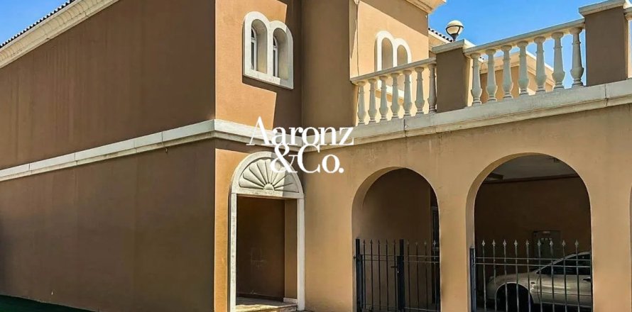 Villa i Jumeirah Village Circle, Dubai, UAE 3 soveværelser, 317 kvm № 723194