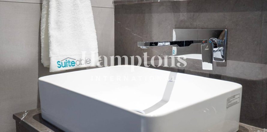 Appartement à Jumeirah Village Circle, Dubai, EAU: 1 pièce, 45.987 m2 № 669285