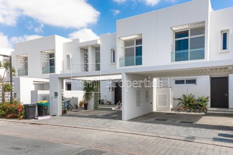 Villa sa Dubai, UAE 3 silid-tulugan, 187.2 sq.m. № 635698 - larawan 12
