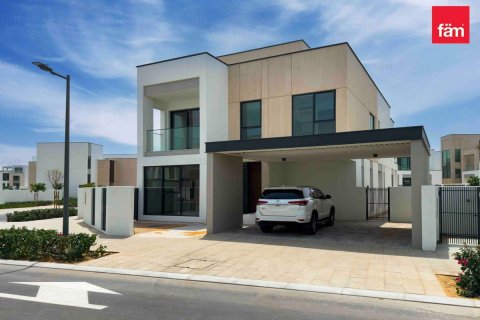 Villa à louer à Dubai, EAU 4 chambres, 549.8 m2 № 634788 - photo 1