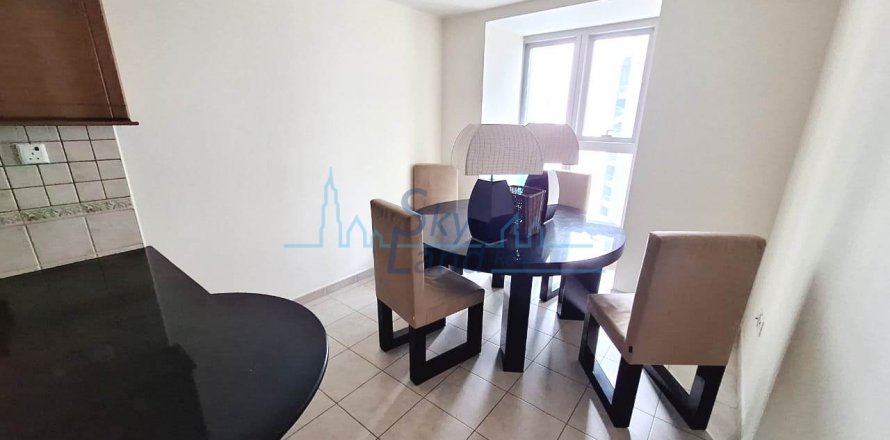 דירה ב Dubai Marina, Dubai, איחוד האמירויות 2 חדרי שינה, 121.2 מ"ר מספר 630200