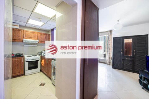 Apartment til salg i Jumeirah Lake Towers, Dubai, UAE 1 værelse, 39 kvm № 728377 - foto 8