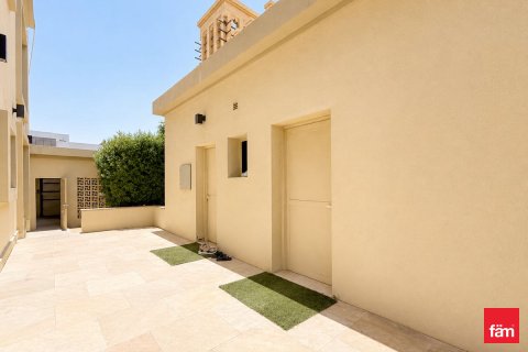 Vilë në Al Barsha, Dubai, Emiratet e Bashkuara Arabe 4 dhoma gjumi, 1849.9 m2. № 714931 - Foto 26