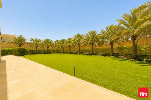 Vilë në Al Barsha, Dubai, Emiratet e Bashkuara Arabe 4 dhoma gjumi, 1849.9 m2. № 714931 - Foto 29