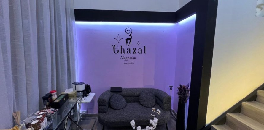 Магазин в Бизнес-Бэй, Дубай, ОАЭ 42.9м2 № 714932