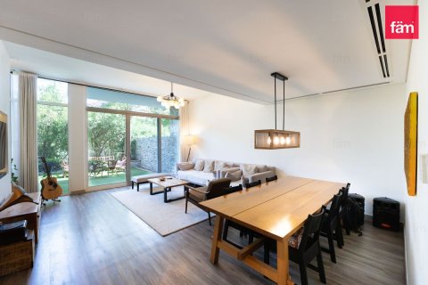 Rijtjeshuis in Dubai, VAE 3 slaapkamers, 187.2 vr.m. nr 714929