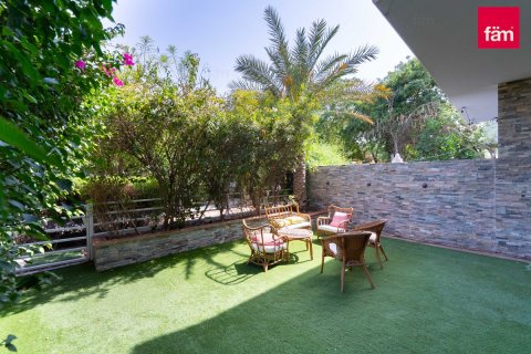 Rijtjeshuis te huur in Dubai, VAE 3 slaapkamers, 187.2 vr.m., nr 714929 - foto 25