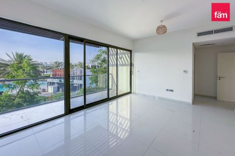 Vilë në Dubai, Emiratet e Bashkuara Arabe 6 dhoma gjumi, 600.6 m2. № 714930 - Foto 4