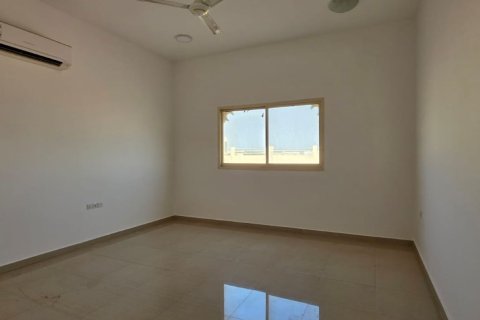 Vila u Ras Al Khaimah, UAE 4 spavaćih soba, 929 m2 Br. 735058 - fotografija 13