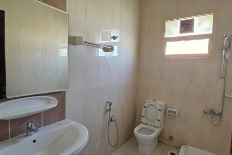 Vila u Ras Al Khaimah, UAE 4 spavaćih soba, 929 m2 Br. 735058 - fotografija 17
