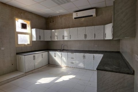 Vila u Ras Al Khaimah, UAE 4 spavaćih soba, 929 m2 Br. 735058 - fotografija 5