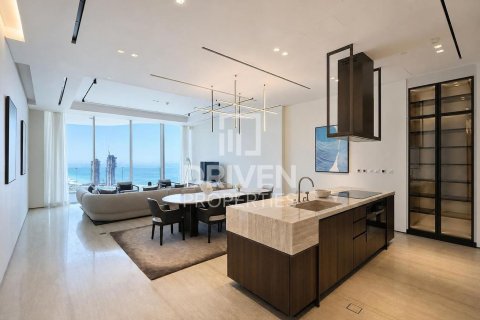 Appartement te huur in Jumeirah Beach Residence, Dubai, VAE 3 slaapkamers, 297.48 vr.m., nr 745464 - foto 2