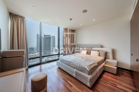 Apartment in Downtown Dubai (Downtown Burj Dubai), UAE 3 bedrooms, 216.74 sq.m. № 742908 - photo 10