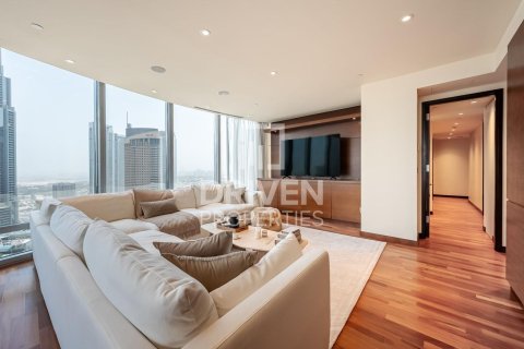 Apartment in Downtown Dubai (Downtown Burj Dubai), UAE 3 bedrooms, 216.74 sq.m. № 742908 - photo 5