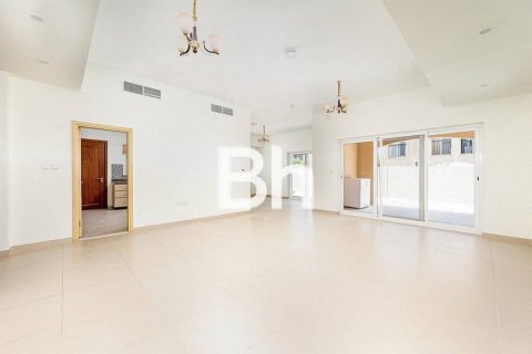 Dubai Land, Dubai, BAE’de kiralık вилла 4 yatak odası, 426 m&sup2; No 643812 - fotoğraf 4