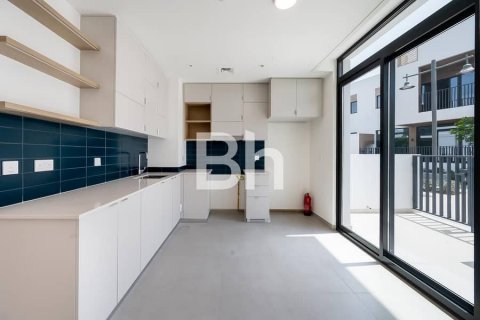 Rekkehus til leie i Arabian Ranches 3, Dubai, Emiratene 3 soverom, 201 kvm Nr. 643814 - Foto 4