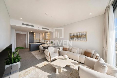 Apartament në Business Bay, Dubai, Emiratet e Bashkuara Arabe 1 dhomë gjumi, 92.25 m2. № 767800 - Foto 2