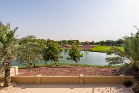 Vila di Jumeirah Golf Estates, Dubai, UAE 5 bilik tidur, 779.1 meter persegi № 750472 - foto 18