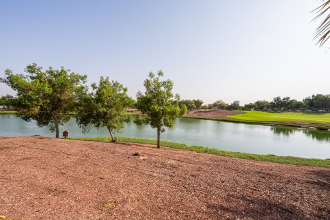 Vila di Jumeirah Golf Estates, Dubai, UAE 5 bilik tidur, 779.1 meter persegi № 750472 - foto 22