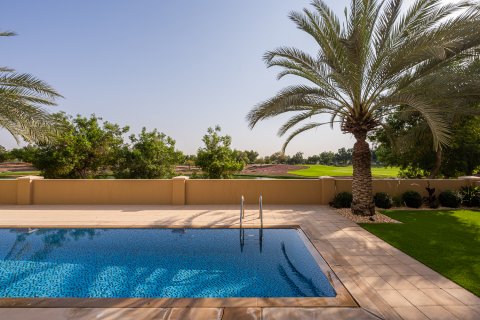 Vila di Jumeirah Golf Estates, Dubai, UAE 5 bilik tidur, 779.1 meter persegi № 750472 - foto 20