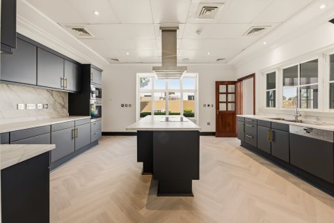 Vila di Jumeirah Golf Estates, Dubai, UAE 5 bilik tidur, 779.1 meter persegi № 750472 - foto 6