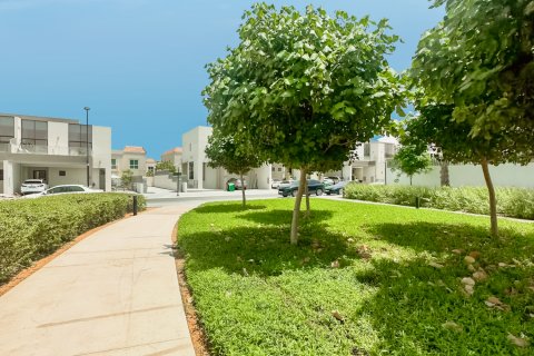 Kuća u nizu u Mohammed Bin Rashid City, Dubai, UAE 4 spavaćih soba, 187.01 m2 Br. 750465 - fotografija 16