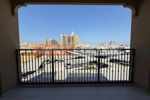 Appartamento in affitto a Umm Suqeim, Dubai, EAU 2 camere da letto, 123 mq. № 737084 - foto 7