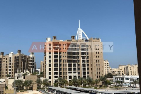 Appartamento in affitto a Umm Suqeim, Dubai, EAU 2 camere da letto, 123 mq. № 737084 - foto 8