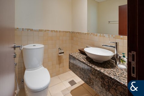 Jumeirah Beach Residence, Dubai, संयुक्त अरब अमीरात में अपार्टमेंट, 3 बेडरूम, 179 वर्ग मीटर, संख्या 685019 - फ़ोटो 11