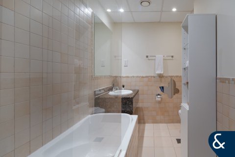 Jumeirah Beach Residence, Dubai, संयुक्त अरब अमीरात में अपार्टमेंट, 3 बेडरूम, 179 वर्ग मीटर, संख्या 685019 - फ़ोटो 14