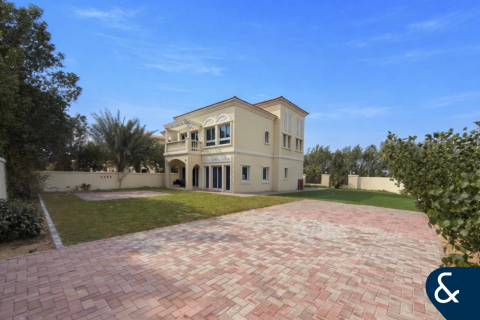 Вилла Jumeirah Village Triangle, Дубай, БАӘ-да 2 жатын бөлмелер, 661 м² № 685018