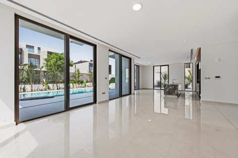 Villa in Dubai Hills Estate, UAE 5 bedrooms, 482.81 sq.m. № 750716 - photo 4