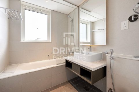 Apartment in Business Bay, Dubai, UAE 2 bedrooms, 128.3 sq.m. № 746300 - photo 9