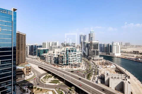 Apartment in Business Bay, Dubai, UAE 2 bedrooms, 128.3 sq.m. № 746300 - photo 12