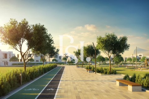 Villa en venta en Abu Dhabi, EAU 6 dormitorios, 482 m2 № 717158 - foto 2
