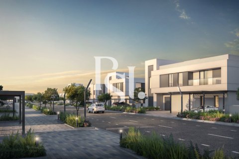 Villa en venta en Abu Dhabi, EAU 6 dormitorios, 482 m2 № 717158 - foto 3