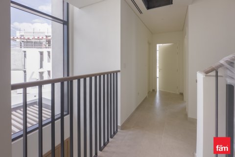 Villa in Dubai, UAE 3 bedrooms, 167.9 sq.m. № 563863 - photo 25